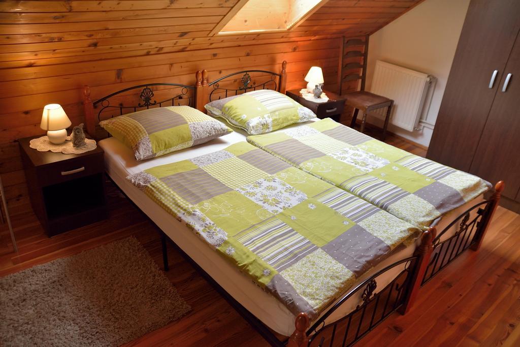 Apartment Sotocje Dolenja Trebusa Екстериор снимка