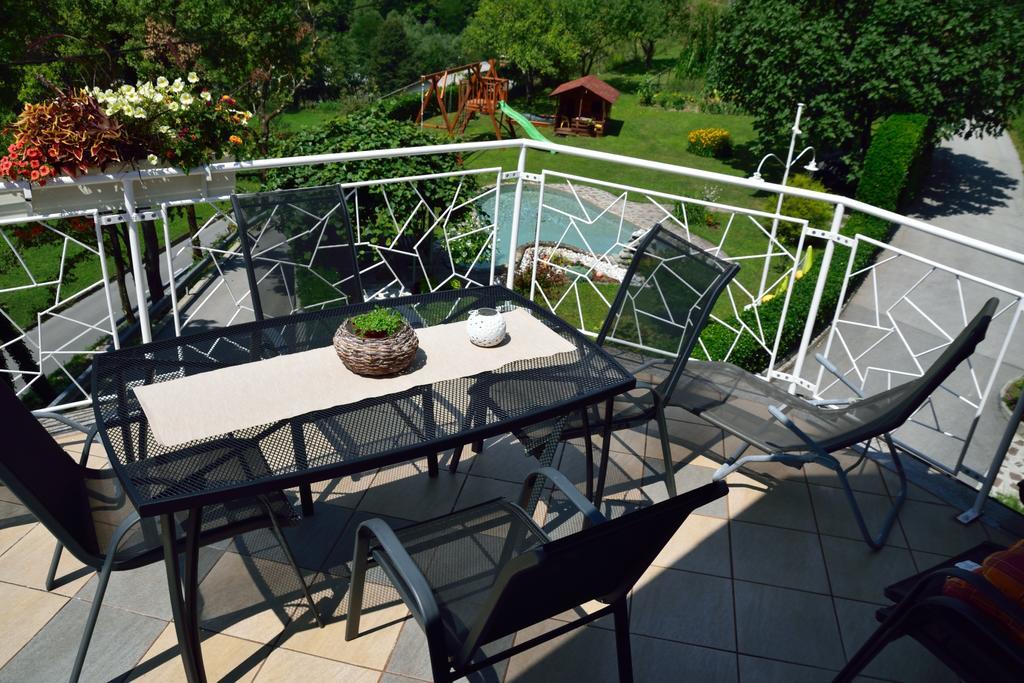 Apartment Sotocje Dolenja Trebusa Екстериор снимка